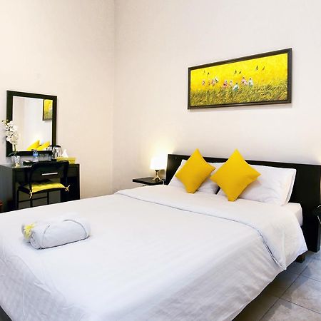 Cameng Homestay Denpasar Extérieur photo