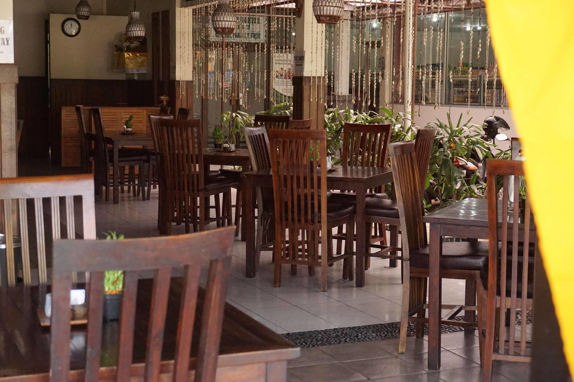 Cameng Homestay Denpasar Extérieur photo